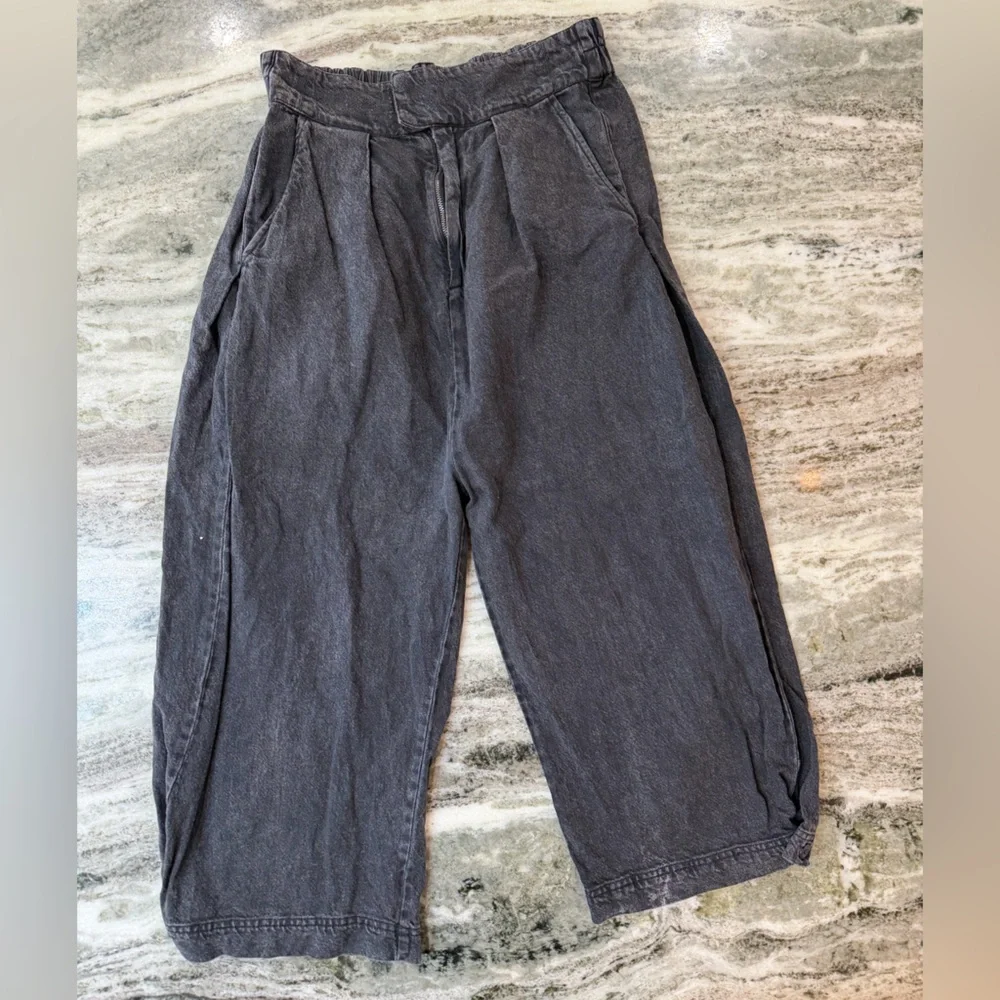 Free People Cool Harbor Wide Leg Pant
Women’s Small - Picture 4 of 10